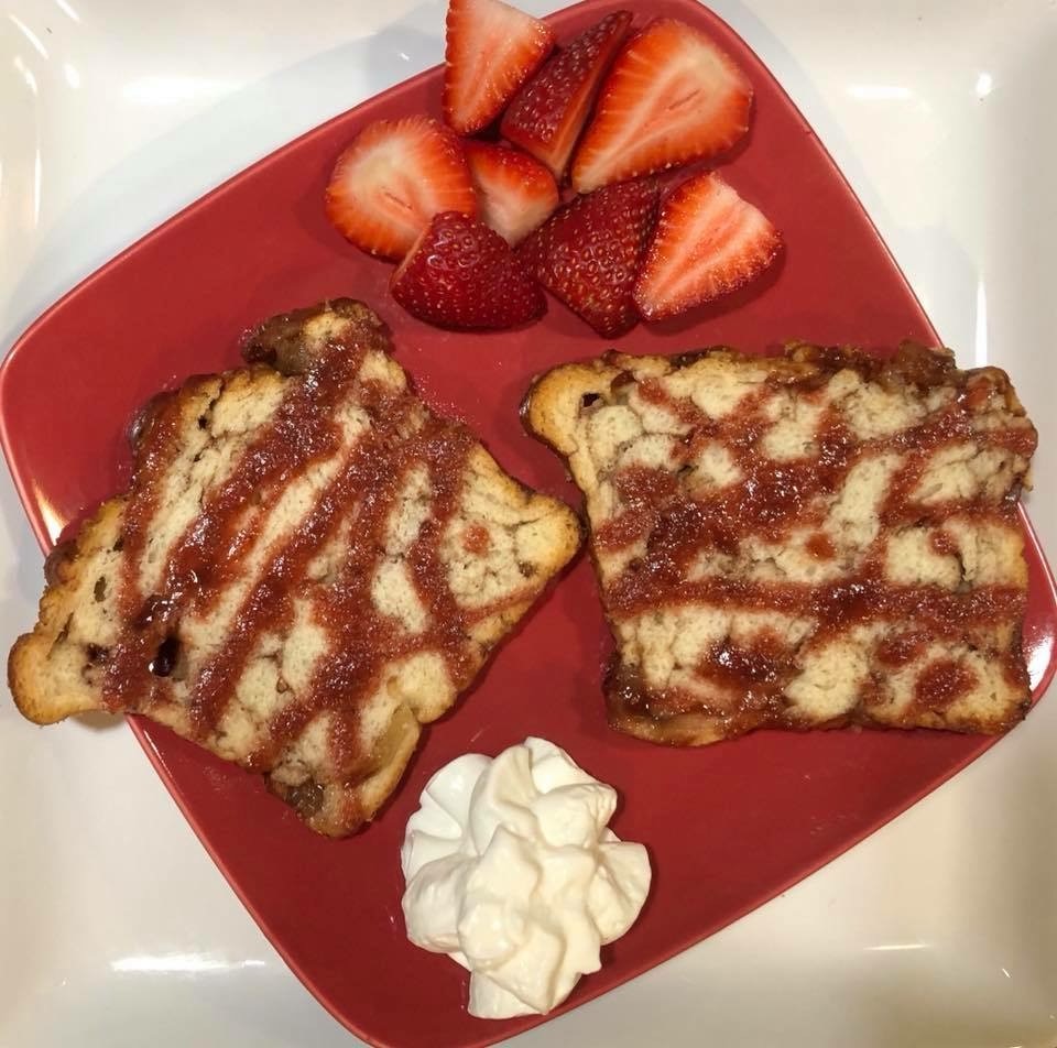 Raspberry Apple-Cinnamon Toast