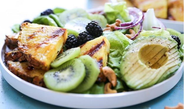 Charred Pineapple Salad (Vegan)